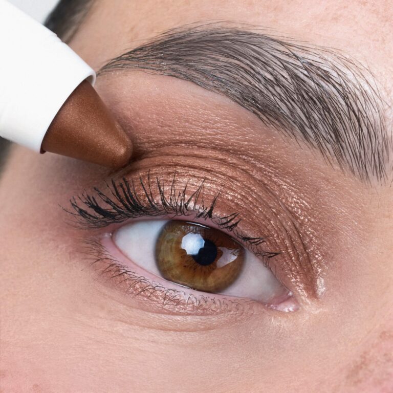 ombre a paupieres cuivre bronze brown