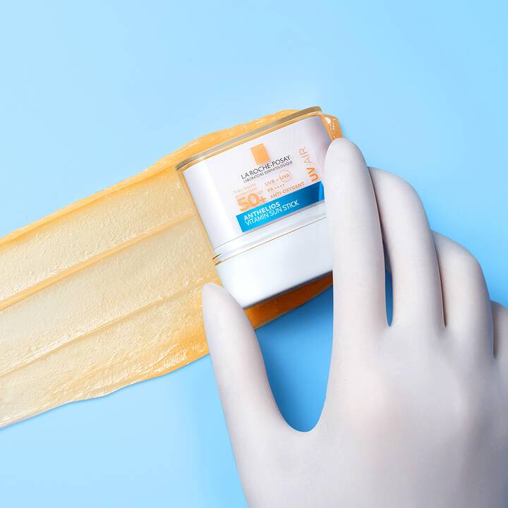LaRochePosay antheliosuvairsticksolairevitaminespf50 3337875940412 ATF PIM Packshot 2